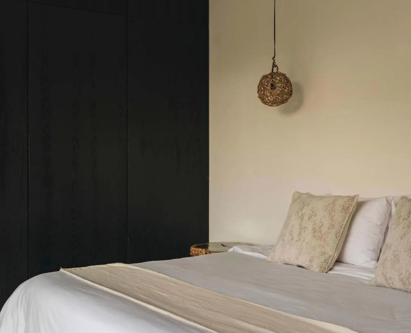 Elegant Villa Stay Gated Place Full Concierge